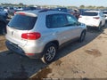 2015 Volkswagen Tiguan — photo 4 of 16 | VIN WVGAV7AX6FW549195