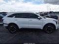 2025 Kia Sorento — photo 13 of 16 | VIN 5XYRL4JCXSG323662
