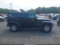 2017 Jeep Wrangler Unlimited — photo 13 of 17 | VIN 1C4BJWDG4HL738507