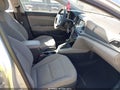 2017 Hyundai Elantra — photo 5 of 16 | VIN 5NPD84LF8HH150826