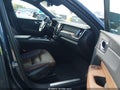 2022 Volvo XC60 — photo 5 of 16 | VIN YV4L12RK3N1901470