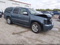2010 Chevrolet Suburban 1500 — photo 1 of 16 | VIN 1GNUKKE36AR149544