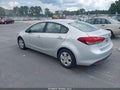 2017 Kia Forte — photo 3 of 11 | VIN 3KPFL4A77HE104038
