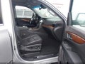 2018 Cadillac Escalade ESV — photo 5 of 16 | VIN 1GYS4HKJ1JR190500