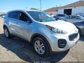 2019 Kia Sportage — photo 1 of 18 | VIN KNDPMCAC7K7527542