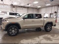 2023 GMC Canyon — photo 14 of 16 | VIN 1GTP6DEK4P1206764