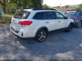 2014 Subaru Outback — photo 4 of 17 | VIN 4S4BRBPCXE3276066