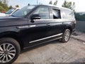 2022 Lincoln Navigator — photo 13 of 15 | VIN 5LMJJ3NT2NEL18163