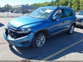 2017 Volkswagen Tiguan — photo 2 of 19 | VIN WVGSV7AXXHK015499