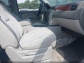 2007 GMC Yukon XL — photo 5 of 11 | VIN 1GKFK16327J324944