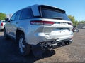 2024 Jeep Grand Cherokee — photo 6 of 16 | VIN 1C4RJHAG2RC228981