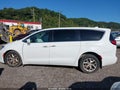 2020 Chrysler Pacifica — photo 14 of 16 | VIN 2C4RC1FG4LR106292