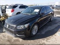 2016 Volkswagen Passat — photo 2 of 16 | VIN 1VWBT7A37GC008653