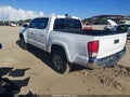 2017 Toyota Tacoma — photo 3 of 16 | VIN 5TFAZ5CN3HX036816