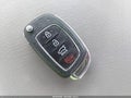 2018 Hyundai Santa Fe — photo 11 of 12 | VIN 5NMZT3LB0JH088255