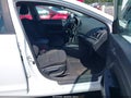 2018 Hyundai Elantra — photo 5 of 19 | VIN 5NPD84LF5JH375369