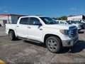 2020 Toyota Tundra — photo 1 of 16 | VIN 5TFGY5F1XLX262950