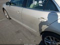 2015 Chevrolet Malibu — photo 6 of 16 | VIN 1G11C5SL0FF198237