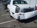 2007 Lincoln Town Car — photo 6 of 16 | VIN 1LNHM82W07Y600726
