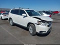 2011 Toyota Highlander — photo 1 of 16 | VIN 5TDZA3EHXBS016792
