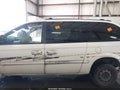 2001 Chrysler Town & Country — photo 15 of 17 | VIN 2C4GP44311R329075