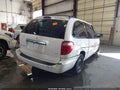 2001 Chrysler Town & Country — photo 4 of 17 | VIN 2C4GP44311R329075