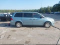 2010 Volkswagen Routan — photo 13 of 17 | VIN 2V4RW4D10AR209171