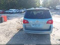 2010 Volkswagen Routan — photo 16 of 17 | VIN 2V4RW4D10AR209171