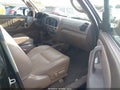 2004 Toyota Sequoia — photo 5 of 16 | VIN 5TDBT48A44S205117