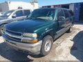 2002 Chevrolet Suburban 1500 — photo 2 of 16 | VIN 3GNEC16Z92G186023