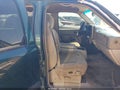 2002 Chevrolet Suburban 1500 — photo 5 of 16 | VIN 3GNEC16Z92G186023