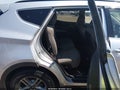 2018 Hyundai Santa Fe — photo 8 of 21 | VIN 5XYZUDLB3JG523976