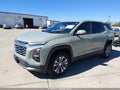 2026 Chevrolet Equinox — photo 2 of 20 | VIN 3GNAXPEG6TL187662