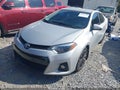 2015 Toyota Corolla — photo 2 of 16 | VIN 2T1BURHE6FC368604