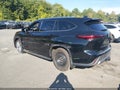 2023 Toyota Highlander — photo 3 of 16 | VIN 5TDKDRBH8PS046235