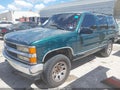 1996 Chevrolet Tahoe — photo 2 of 11 | VIN 1GNEK13R8TJ326215