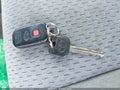 2004 Toyota Camry — photo 11 of 12 | VIN 4T1BE32K74U369930