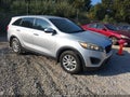 2016 Kia Sorento — photo 1 of 16 | VIN 5XYPG4A30GG024376