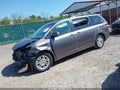 2013 Toyota Sienna — photo 2 of 17 | VIN 5TDYK3DC4DS302154