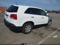 2013 Kia Sorento — photo 4 of 15 | VIN 5XYKT4A17DG396040