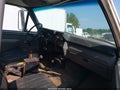 1998 Ford F800 — photo 7 of 15 | VIN 1FDNF82C0WVA14207