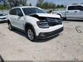 2018 Volkswagen Atlas — photo 1 of 18 | VIN 1V2LR2CA5JC582193