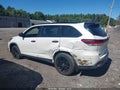 2019 Toyota Highlander — photo 14 of 16 | VIN 5TDJZRFH8KS981996