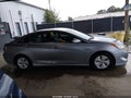 2014 Hyundai Sonata Hybrid — photo 18 of 21 | VIN KMHEC4A47EA112782