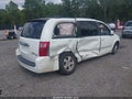 2010 Dodge Grand Caravan — photo 4 of 16 | VIN 2D4RN5D16AR367021