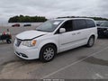 2014 Chrysler Town & Country — photo 2 of 11 | VIN 2C4RC1BG1ER469576