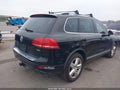 2011 Volkswagen Touareg — photo 4 of 16 | VIN WVGFK9BP9BD006440