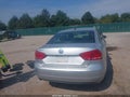 2013 Volkswagen Passat — photo 16 of 16 | VIN 1VWAP7A33DC086200