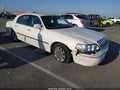 2004 Lincoln Town Car — photo 1 of 15 | VIN 1LNHM83W54Y651438