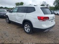 2018 Volkswagen Atlas — photo 3 of 17 | VIN 1V2LR2CA2JC582765